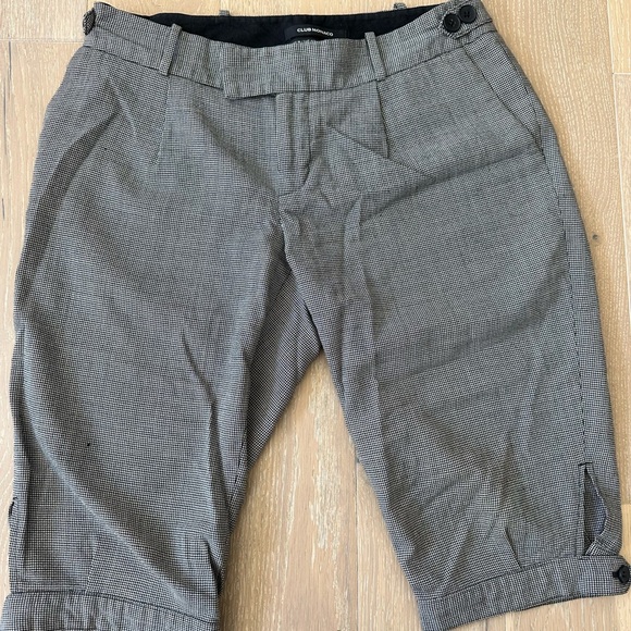 Club Monaco Women’s  Patterned Shorts - Picture 1 of 6